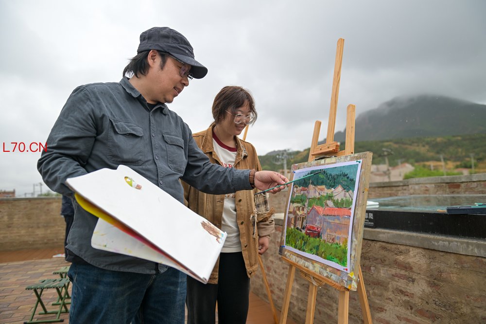 活动现场 （内蒙古日报 王磊摄）