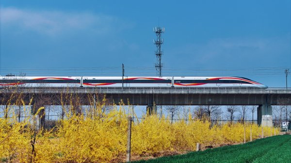 计划增开临客列车111列 国铁集团郑州局清明假期迎来出行热潮