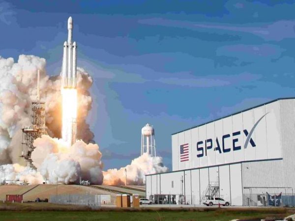 SpaceX IPO后暴涨，AI建议耐心等待回调再入场